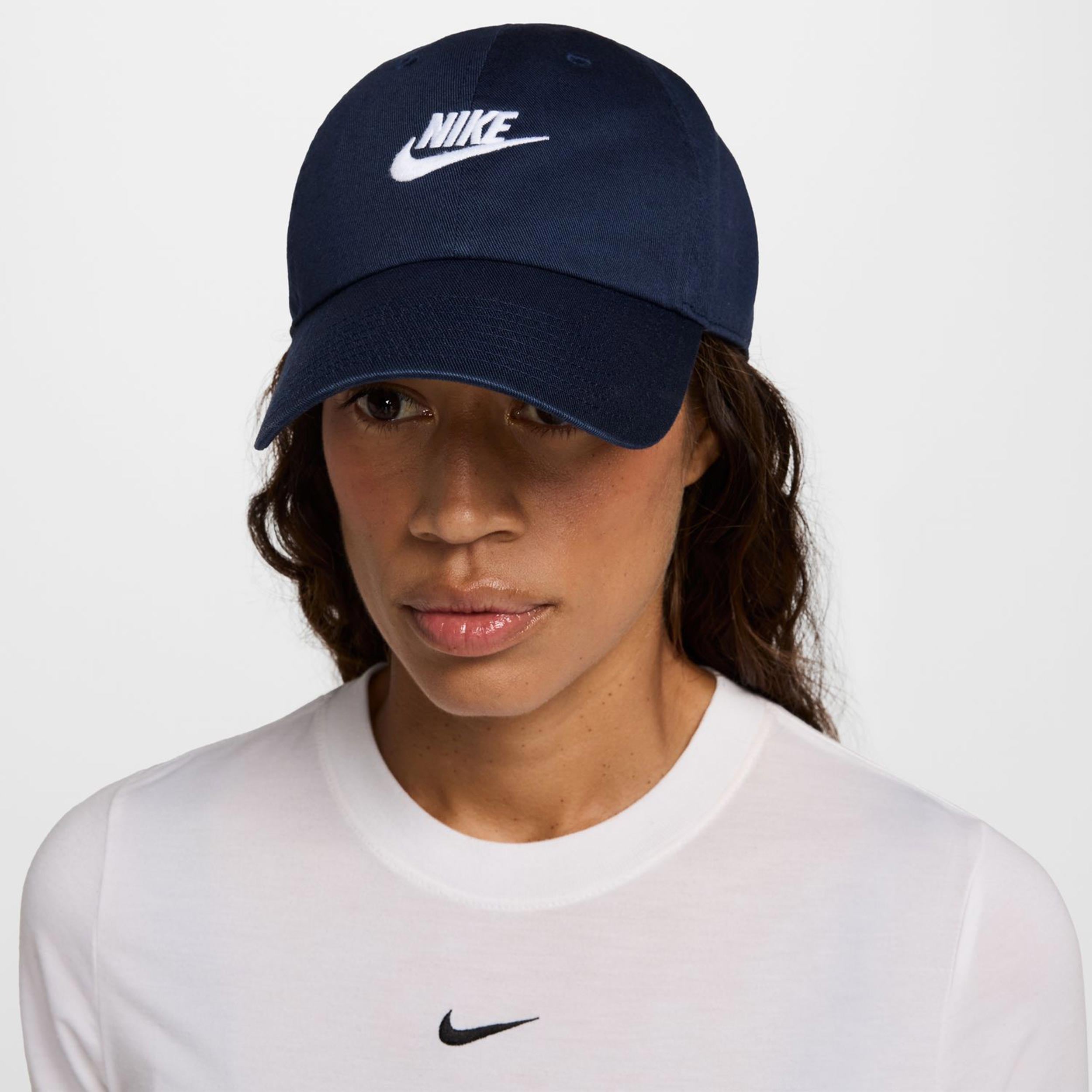 Nike Club Futura Metal Swoosh Cap-Dark Blue,White