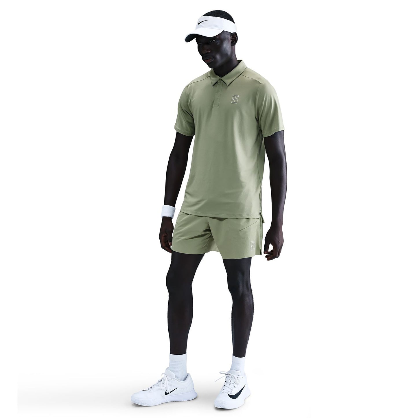 Nike Court Dri-FIT Advantage 6in Shorts Herren - oliv, weiß