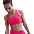 Swoosh Medium Sport-BH Damen - berry, weiß