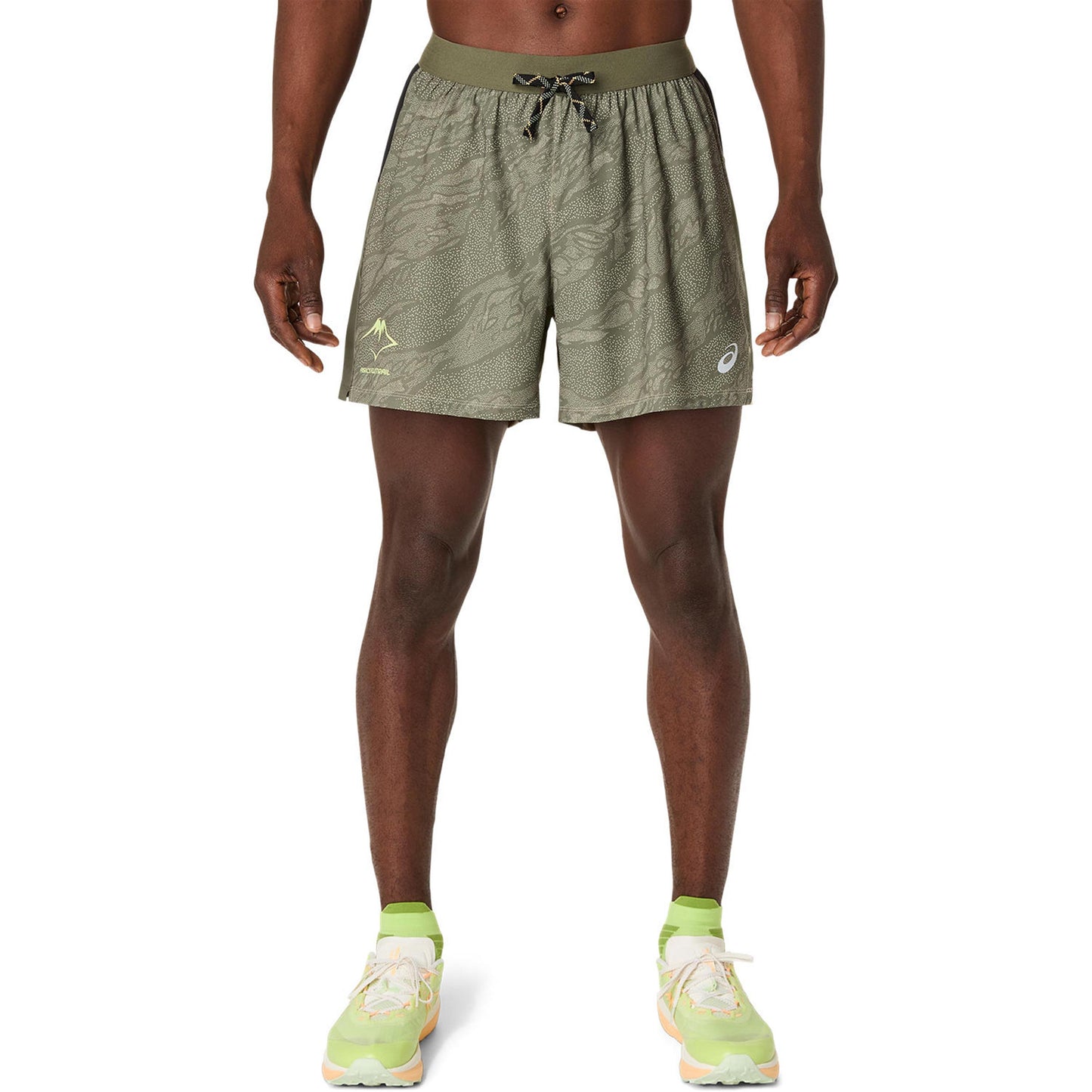 ASICS Fujitrail AOP 5in Running Shorts Men-Green