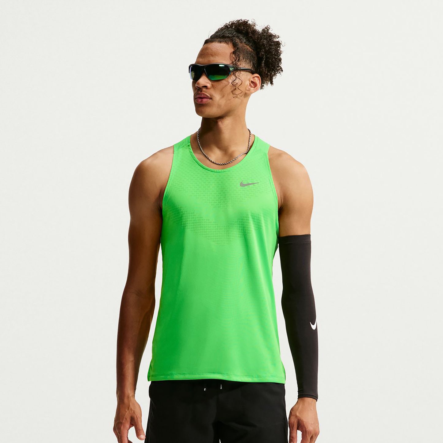 Nike Stride  Running shirt Men - green, silver