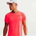Court Victory Dry T-Shirt Herren - koralle, schwarz