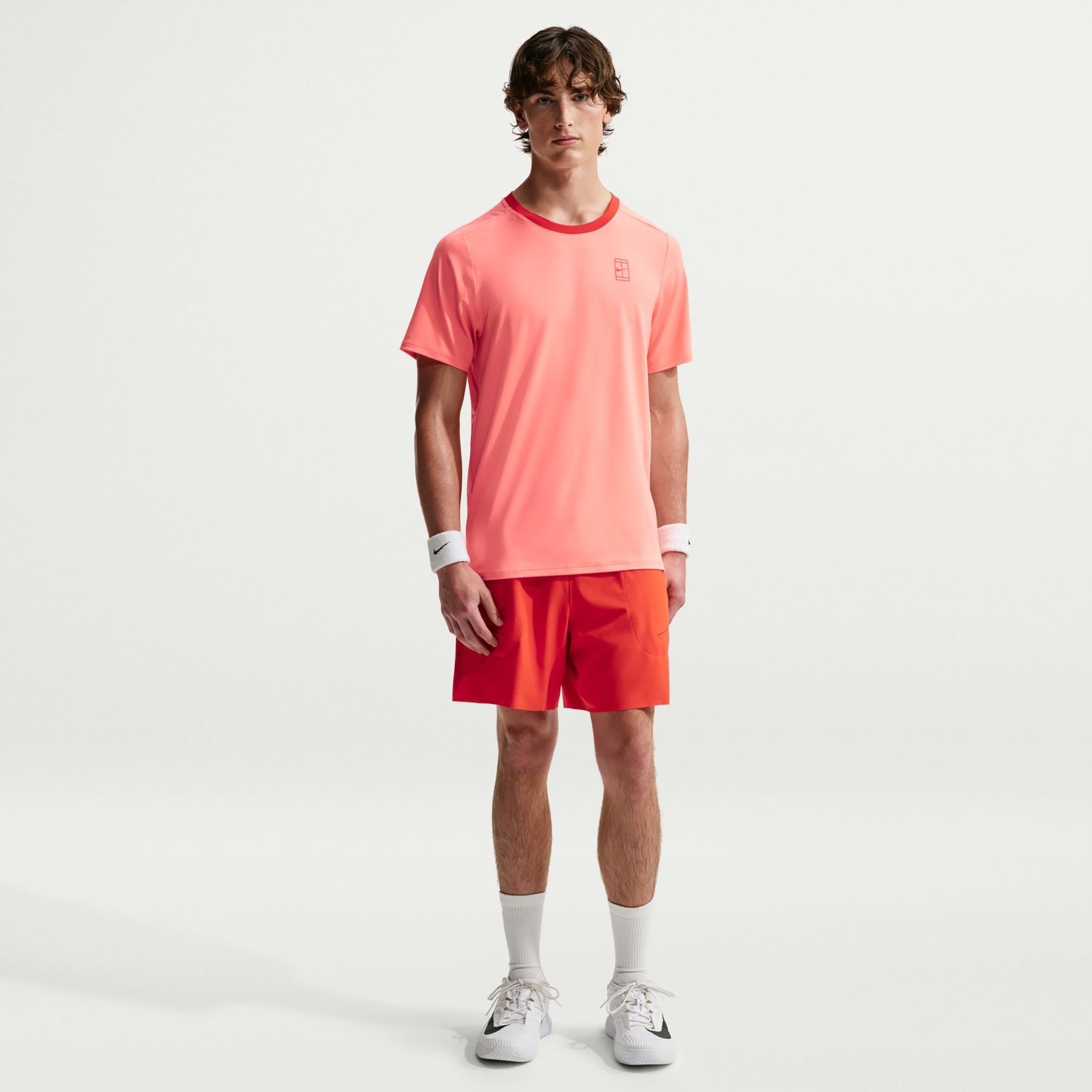 Carlos Alcaraz Court Dri-FIT Advantage 6in Shorts Men - coral