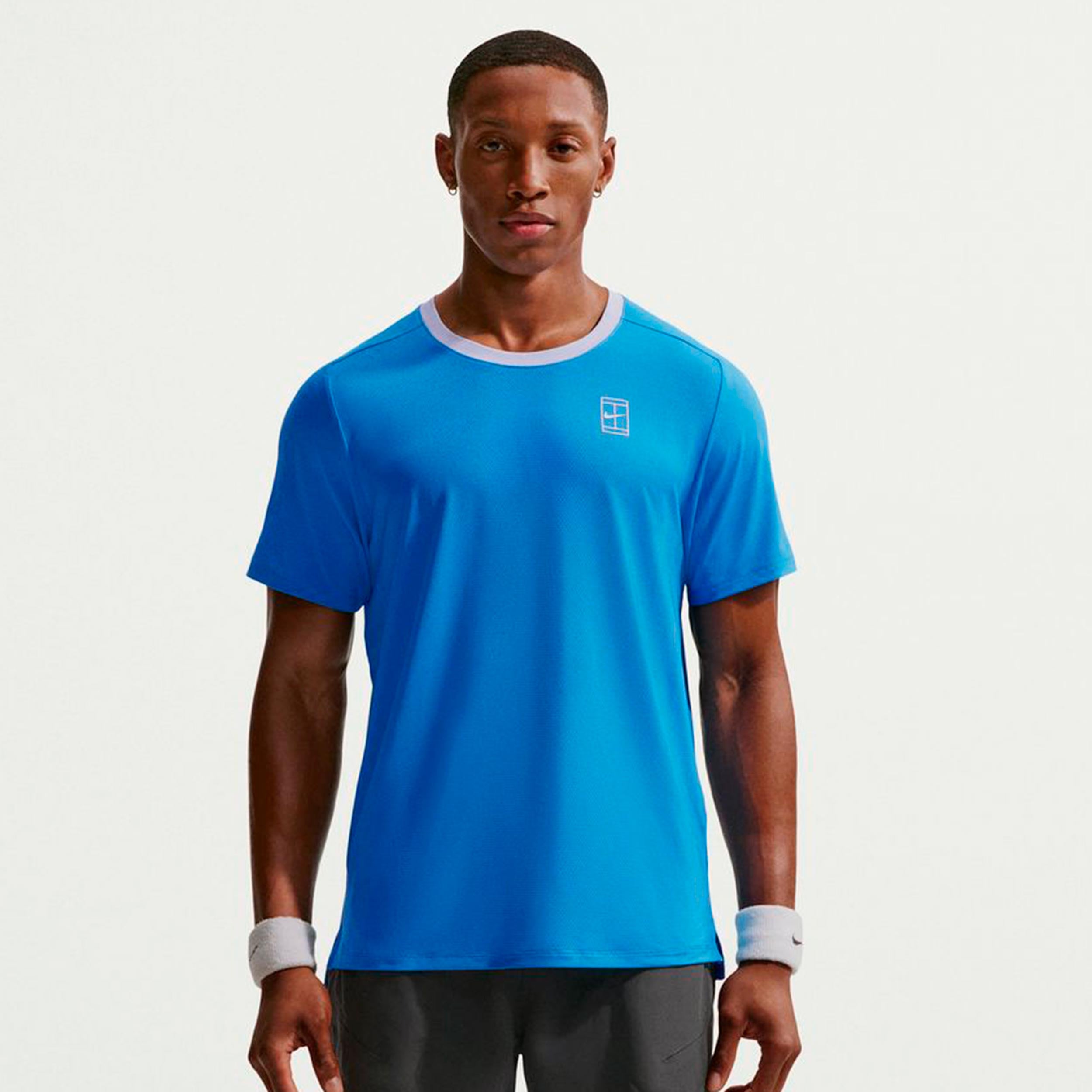 Carlos Alcaraz Court Dri-FIT Advantage T-Shirt Men - coral