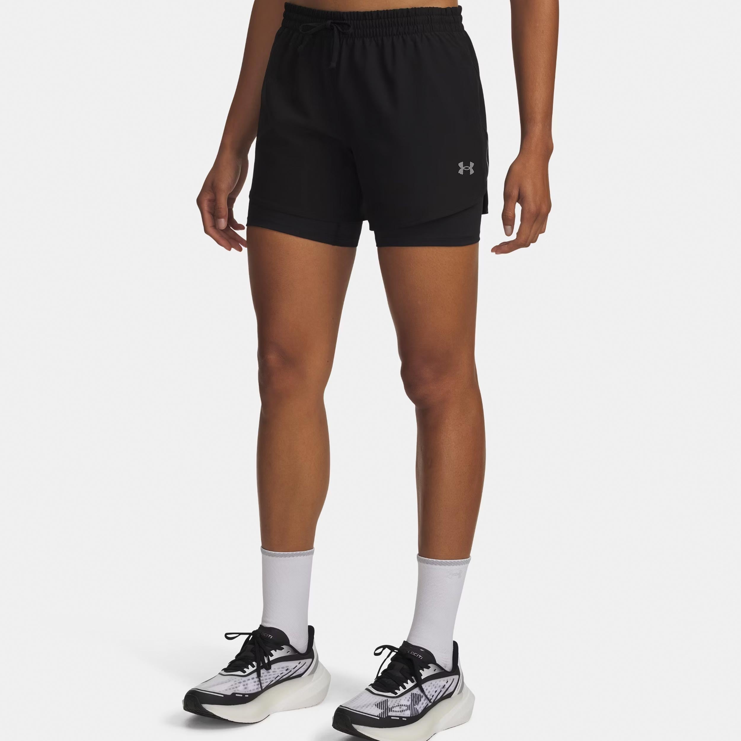 Under Armour Velociti Pro 6in 2n1  Running shorts Women-black, silver