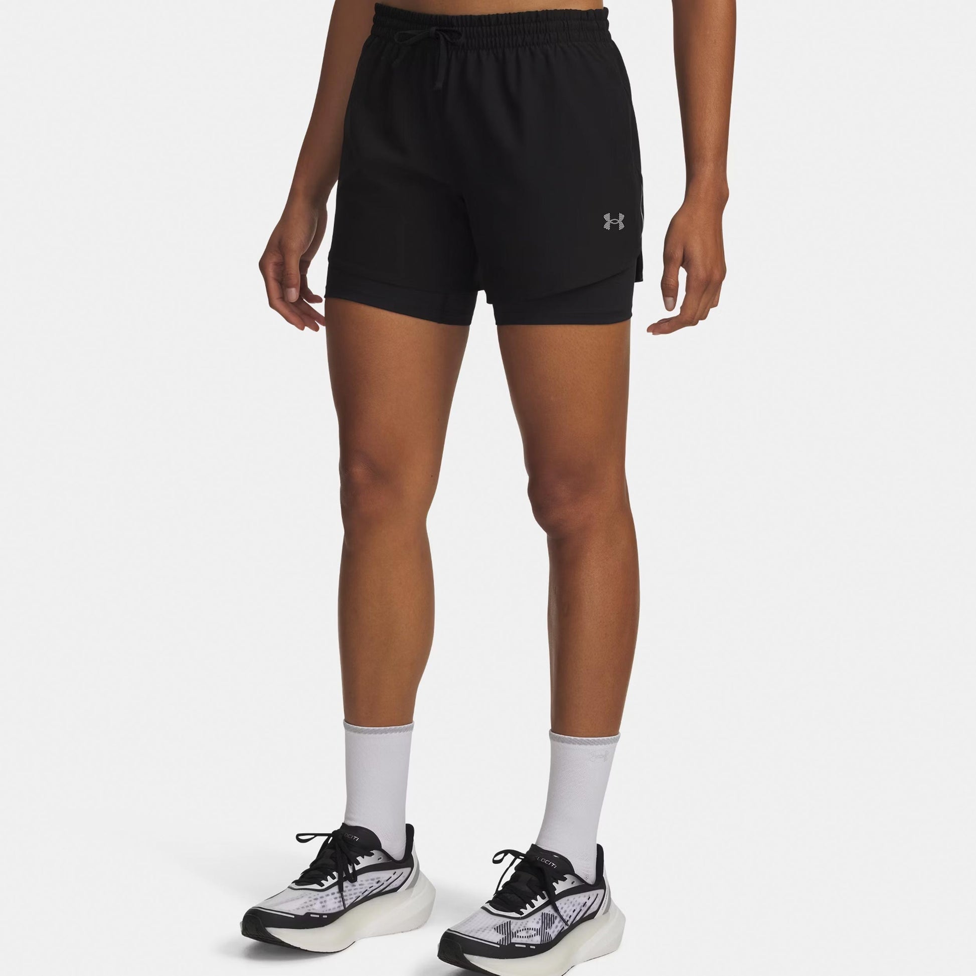 Under Armour Velociti Pro 6in 2n1  Running shorts Women-black, silver