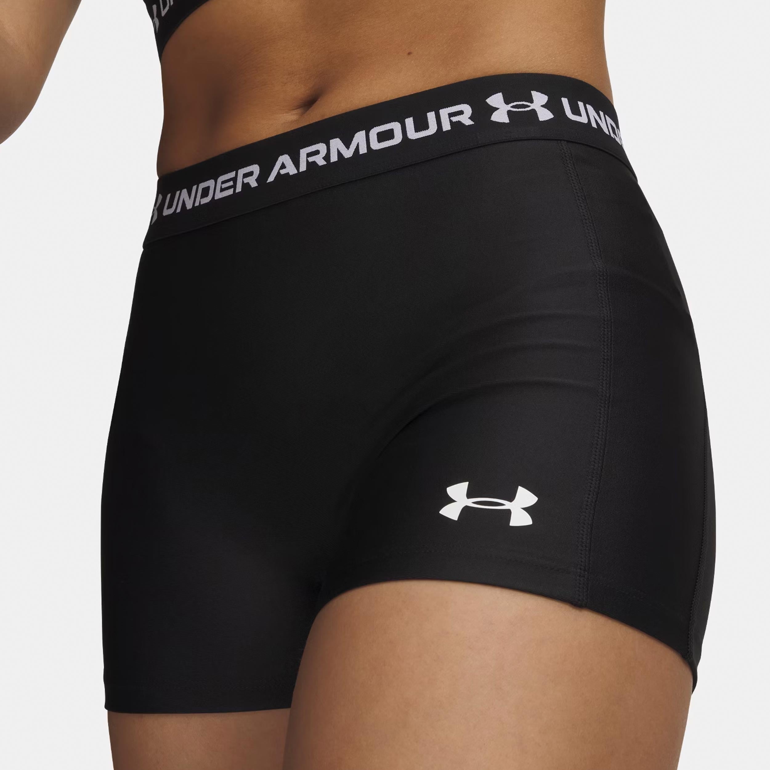 Under Armour HeatGear Shorts Damen-schwarz, weiß