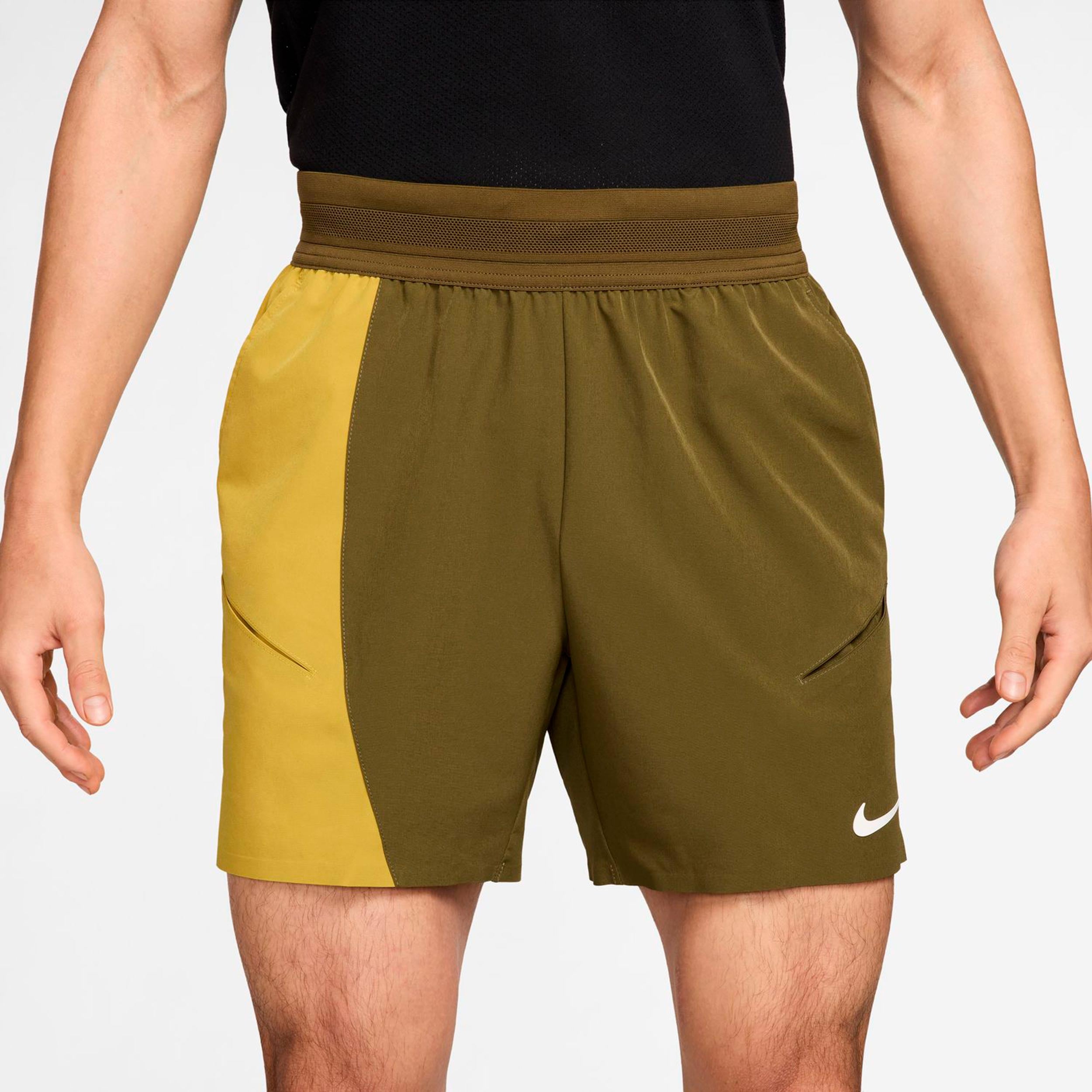 Nike Jannik Sinner Court Dri-Fit Slam Shorts Men-olive