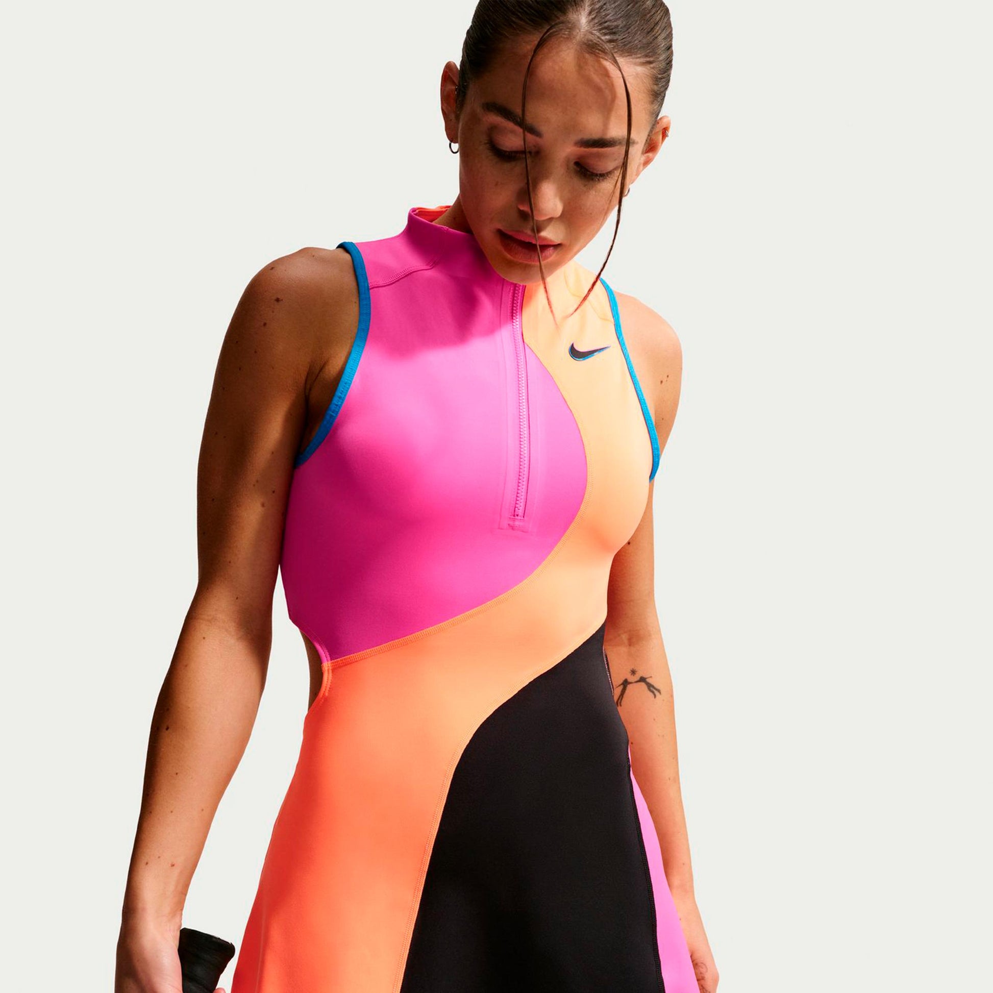 Aryna Sabalenka Court Dri-Fit Slam Dress Women-pink, multicoloured