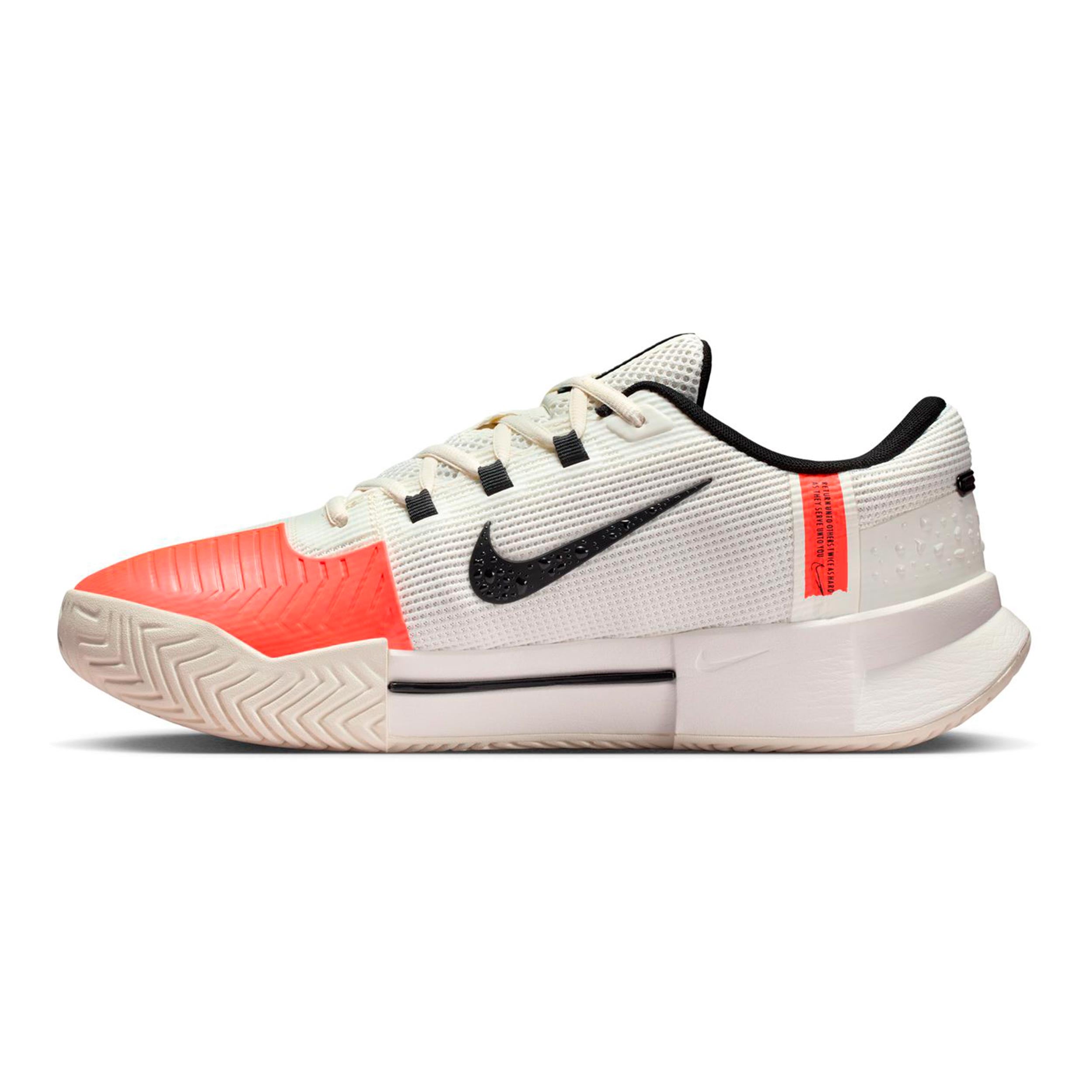 Zoom GP Challenge 1.5 PRM All court shoe Men-cream, orange