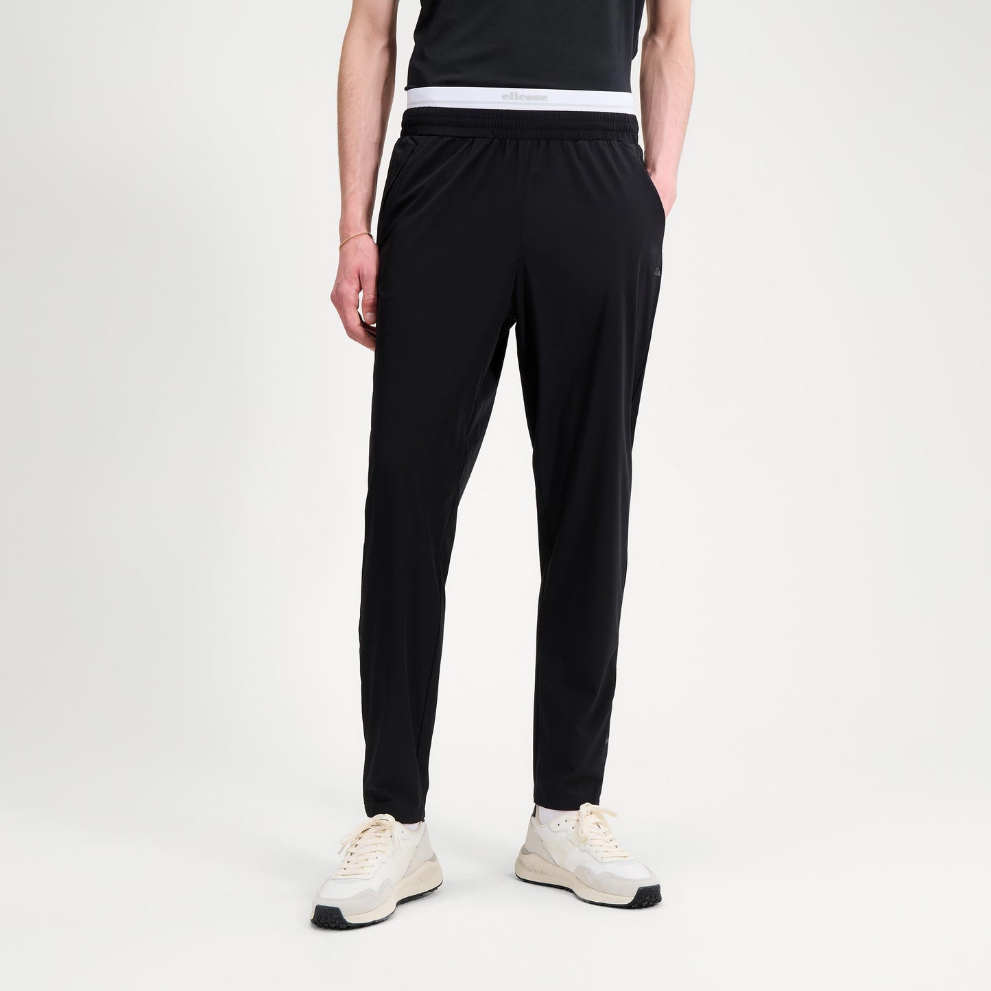 Ellesse Evaro Trainingshose Herren - schwarz