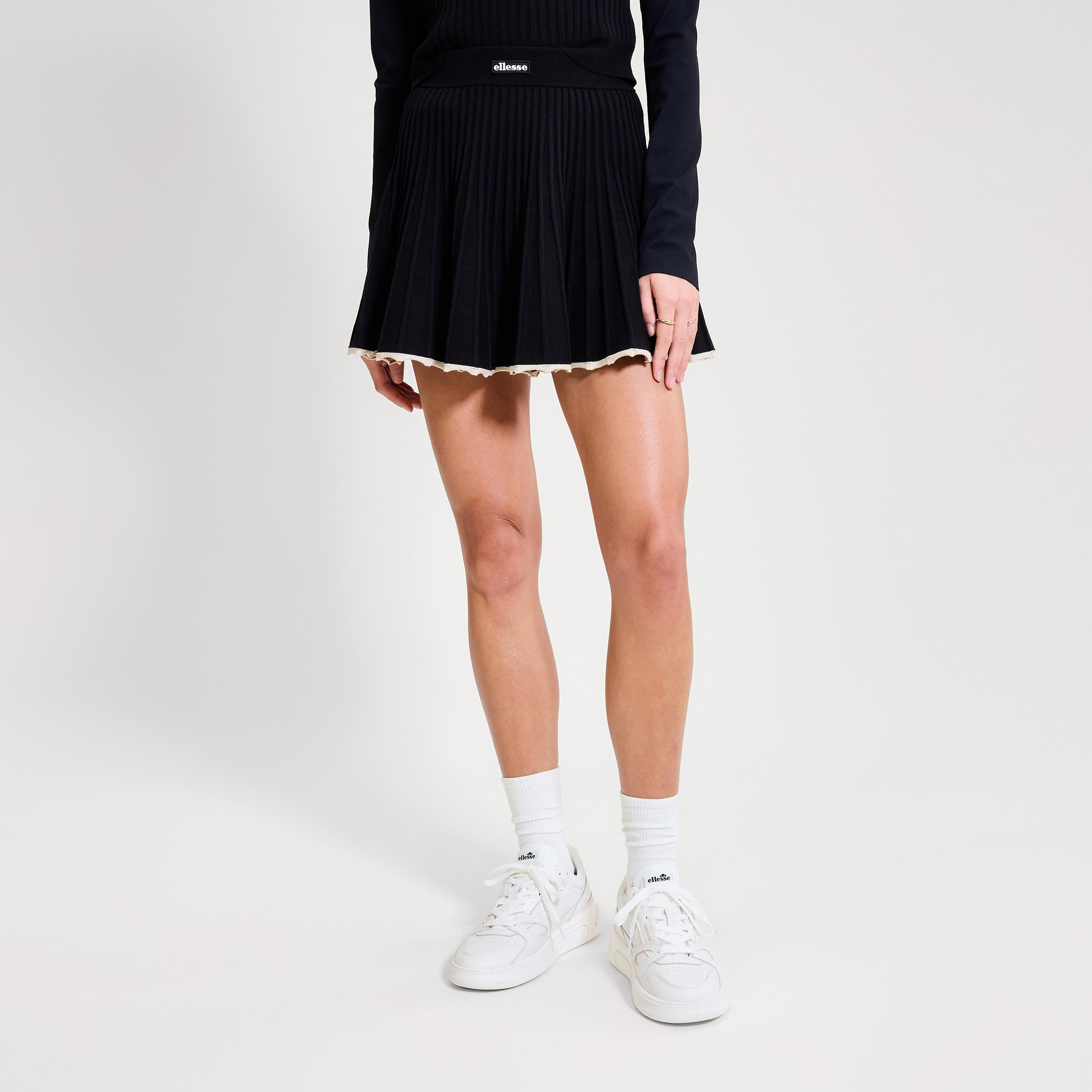 Ellesse The Court Rock Damen - schwarz