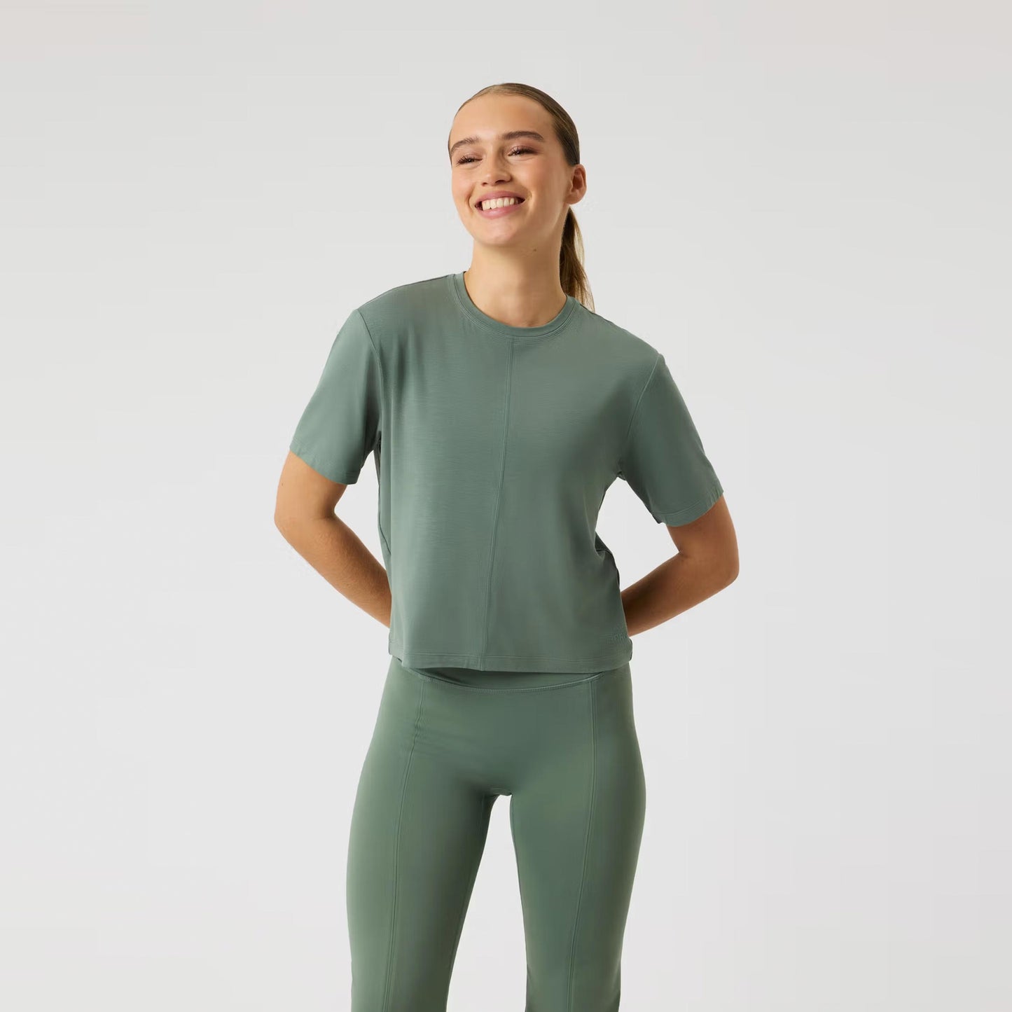Björn Borg Studio Soft Cropped T-Shirt Damen - salbei