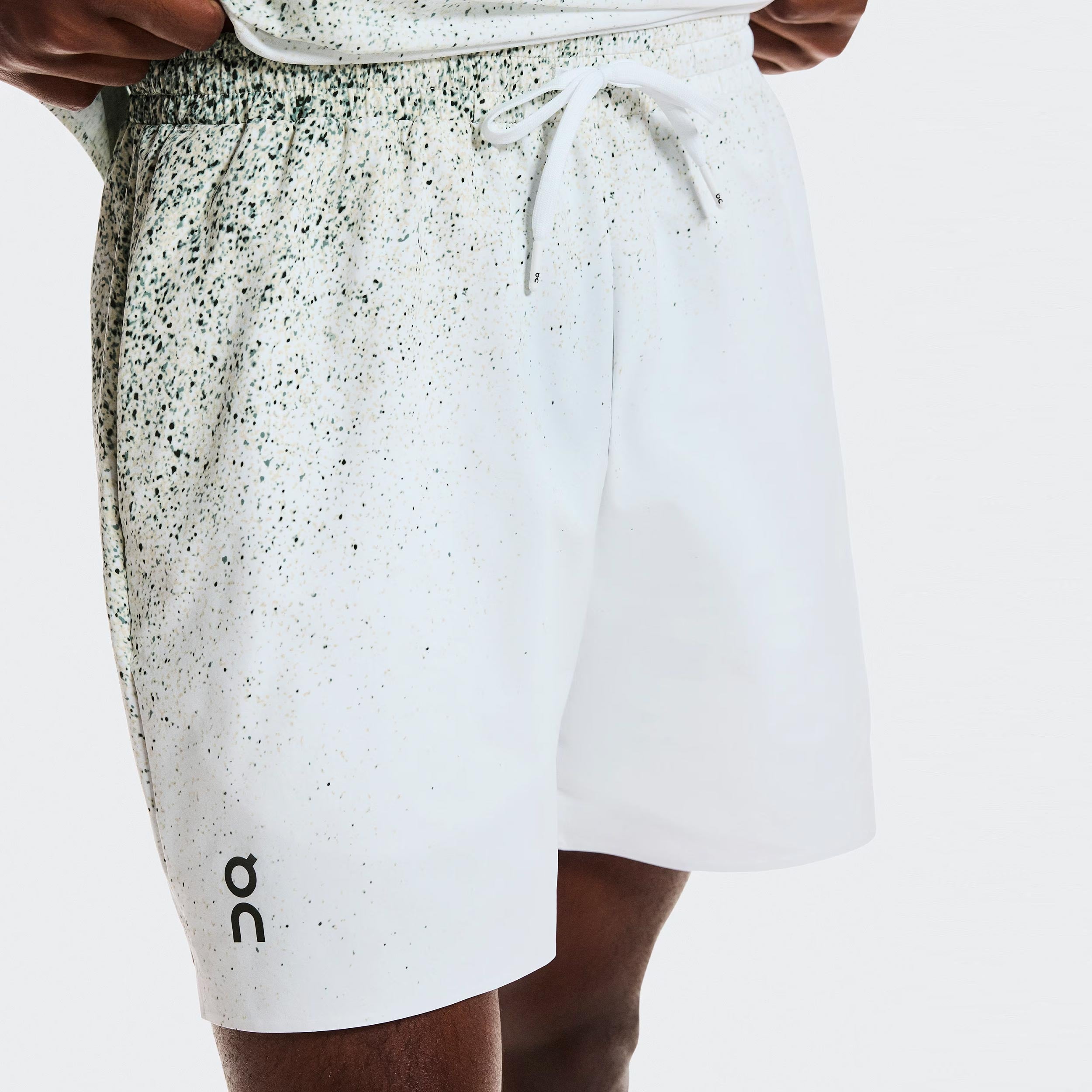 On 5" Court Fade Shorts Men - green, white